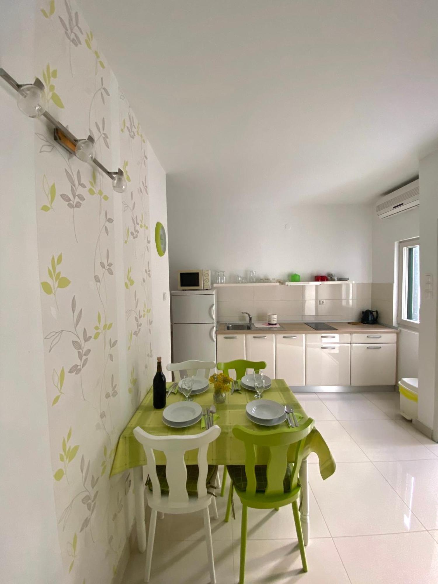 פודאצה Apartments Ante מראה חיצוני תמונה