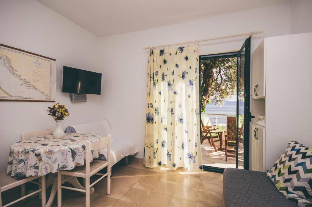 פודאצה Apartments Ante מראה חיצוני תמונה